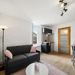La Vie En Rose, Studio Cv Beaune